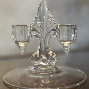 Viking Glass Fleur de Lis Janice 2-Light Candle Holder